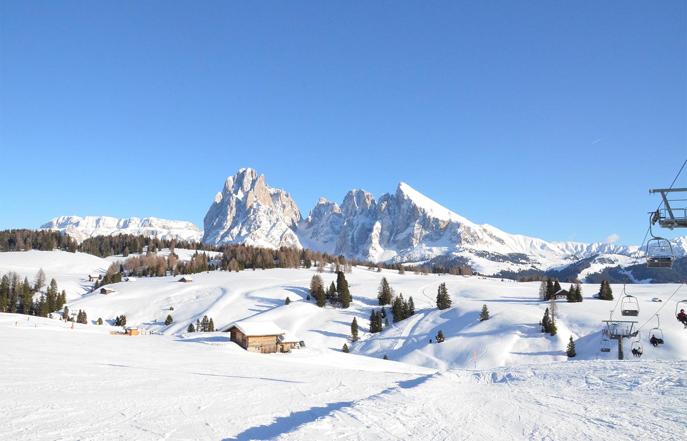 View on the ski slopes around the Apartments in Selva Val Gardena